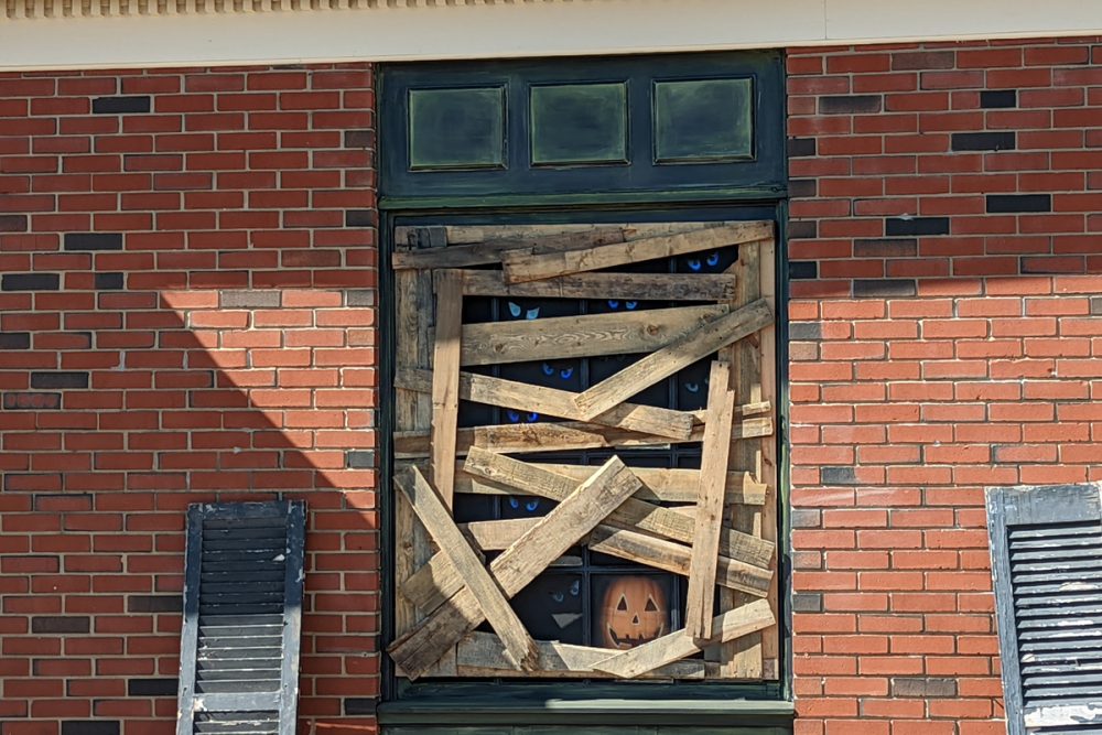 Haunted House of Hamburgers Creeping into Farmingdale Just in Time for Halloween