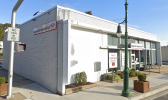 Authorities Seeking Suspect Who Attempted to Rob Westbury Bank of America