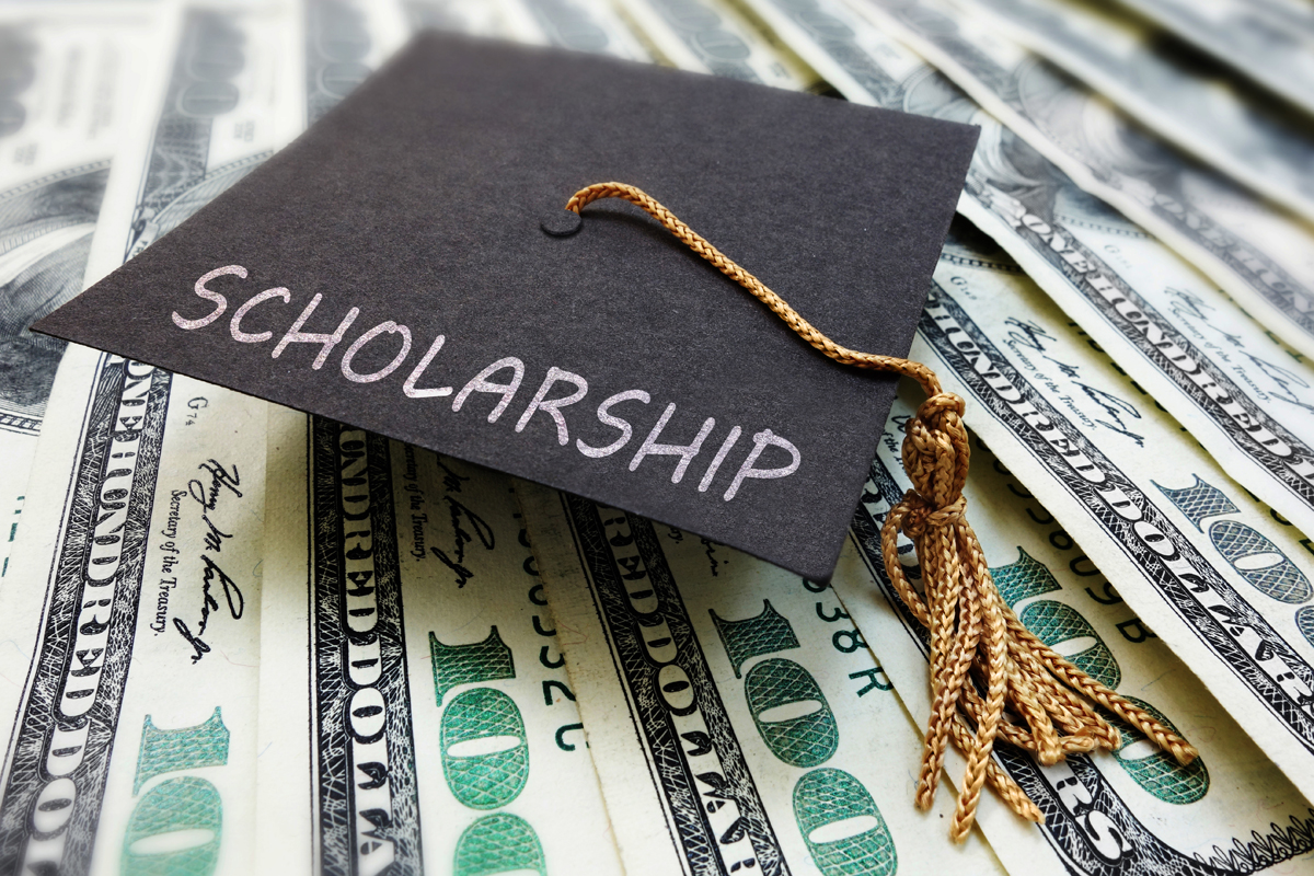 Governor Hochul Announces Excelsior Scholarship Application Open for
