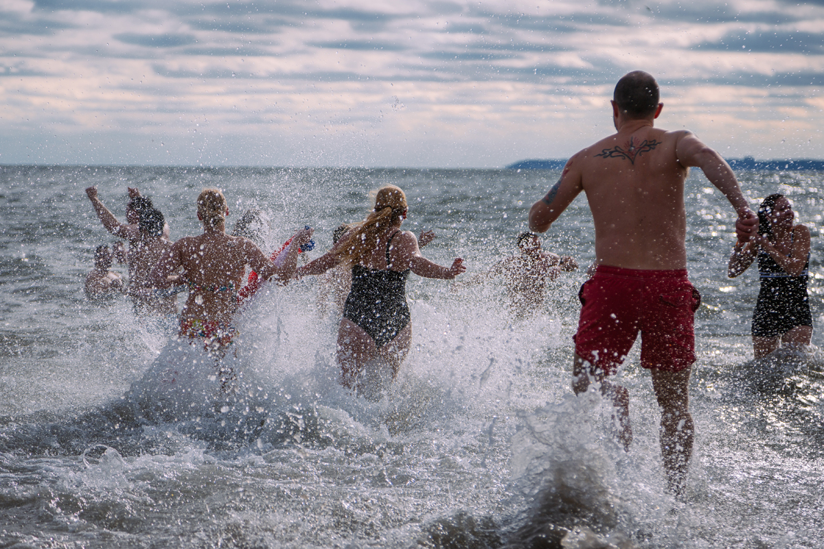 Town of Huntington Hosts Third Annual Polar Plunge Supporting Special