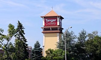 Tanger Outlets Deer Park to Host Annual Tree Lighting Jingle Bell Bash, Nov. 9