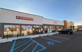 Chipotle Mexican Grill Announces Grand Opening in Islandia, NY